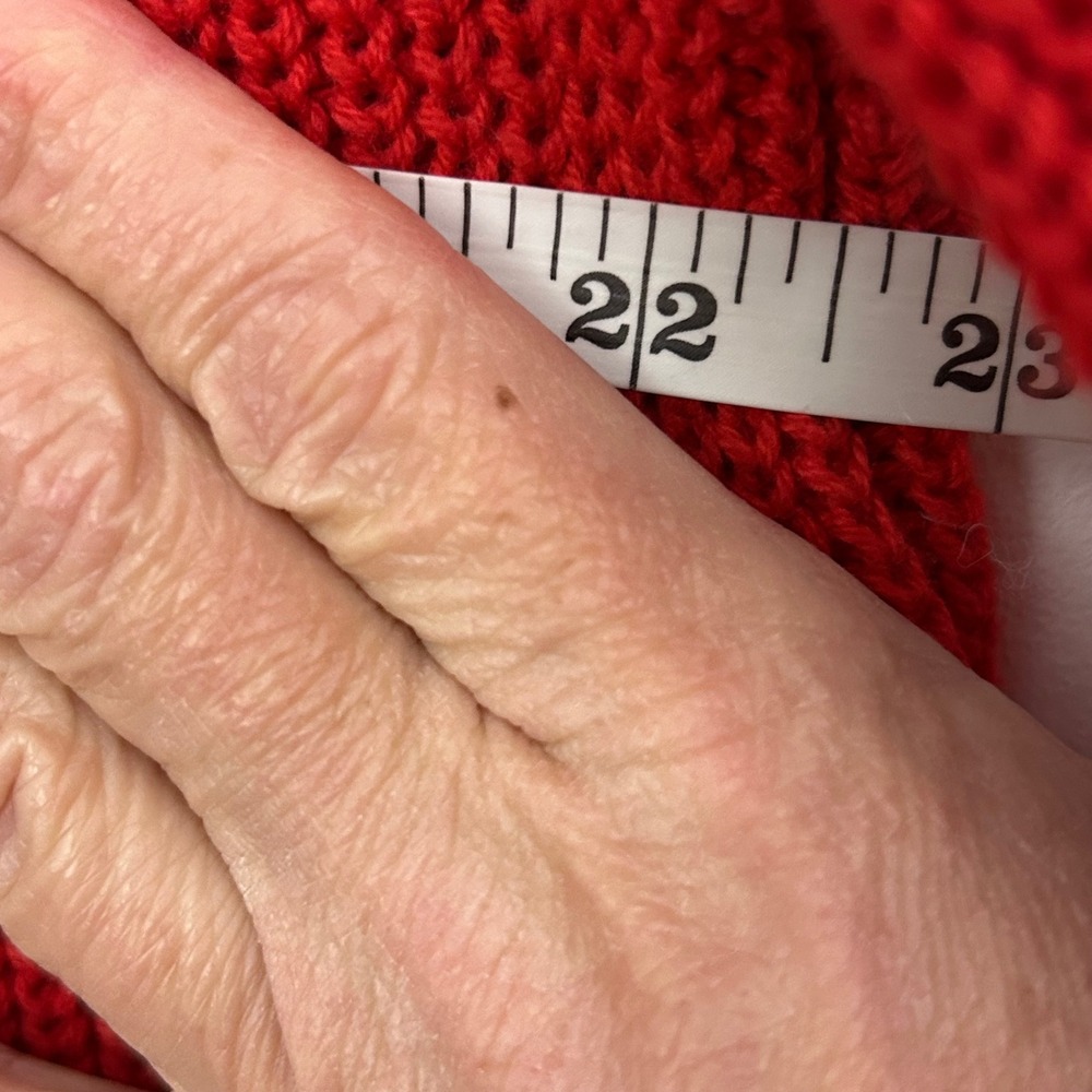 Express Red V-Neck Shaker Knit Sweater Black White Sleeve Stripe Womens Small - Picture 7 of 8